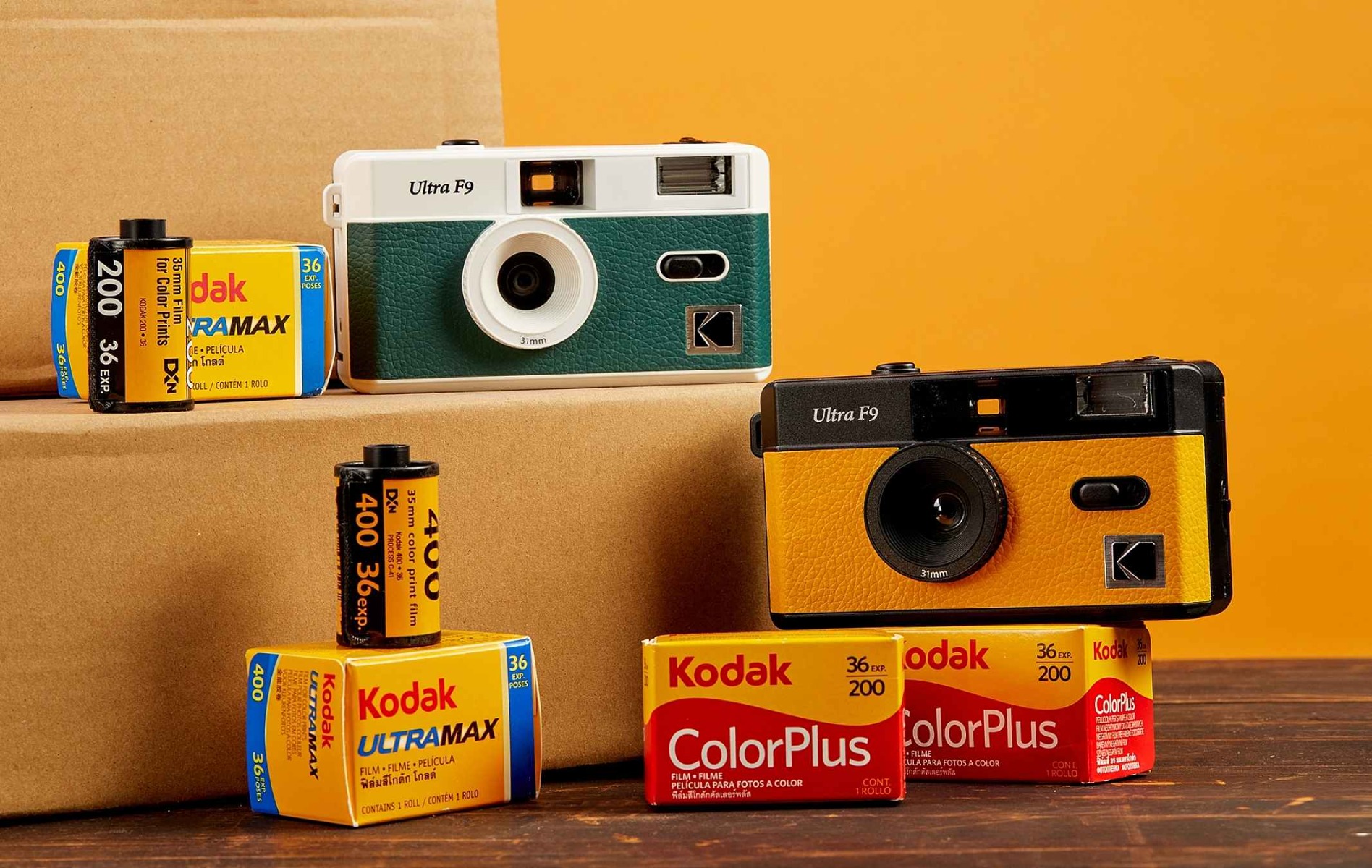 Kodak Ultra F9 フィルムカメラ Amazon.com: Kodak Ultra F9 Film Camera, 35mm, Black x Yellow